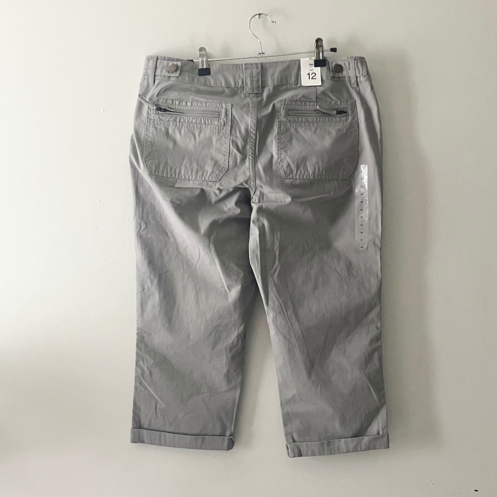 NWT Gap Womens Gray Utility Cropped Pants Cotton Cuffed Capri Size 12 - Picture 2 of 6
